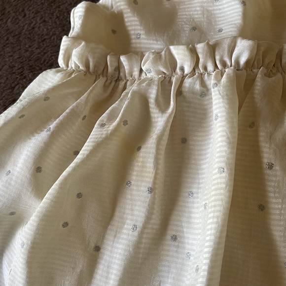Baby Gap cream dress size 3-6 months - Picture 2 of 7